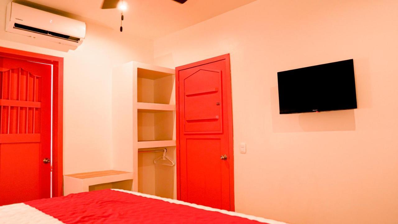 Hotel Casona De La Isla ฟลอเรส ภายนอก รูปภาพ