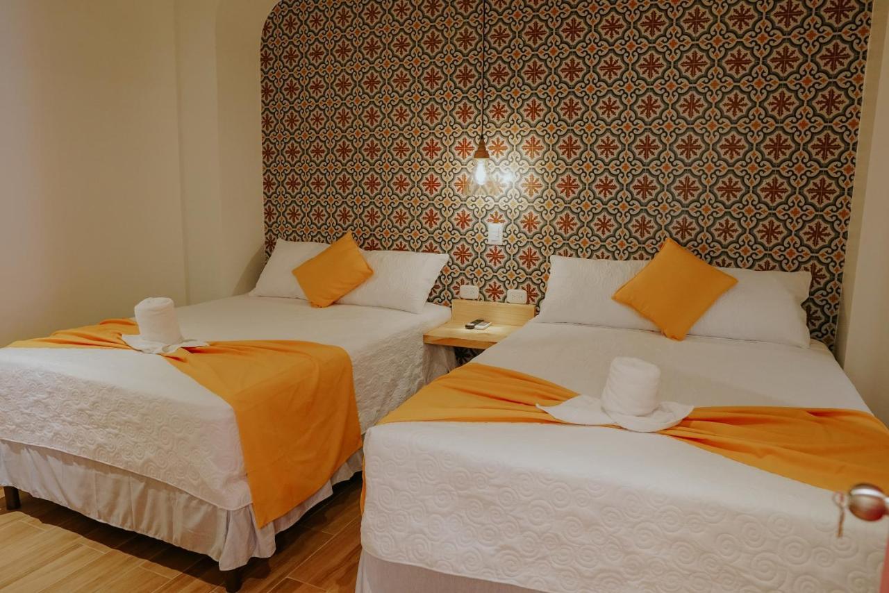 Hotel Casona De La Isla ฟลอเรส ภายนอก รูปภาพ